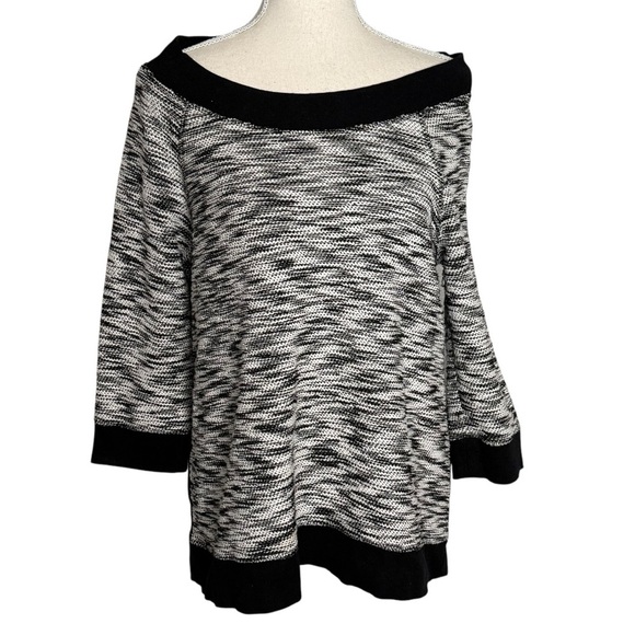 Chicos Top 8/10 Zenergy Spacedye Zip Back Tunic Knit Black White Casual - Picture 1 of 7